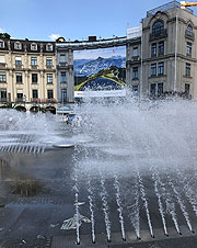 Kitzbühel #Sommerfrische Kampagne 2020 - Plakat am Münchner Stachus (©Foto: Martin Schmitz)
